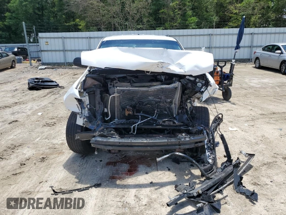 2014 Chevrolet Tahoe Commercial with VIN 1GNLC2E04ER202441, listed as a Copart auction lot 61310725 with 117,443 mi miles and Salvage title. Bid and sale history available at DreamBid. Image 5.