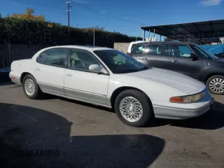 1994 Chrysler LHS z VIN 2C3ED56F9RH225470, wystawiony jako Copart lot #83089504 z przebiegiem 154 488 mil mil oraz Tytuł czysty. Historia ofert i sprzedaży dostępna na DreamBid. Obrazek 4.