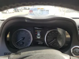 2022 Infiniti Q50 Luxe z VIN JN1EV7BRXNM342229, wystawiony jako Copart lot #53464005 z przebiegiem 14 194 mil mil oraz Szkoda całkowita • Salvage title. Historia ofert i sprzedaży dostępna na DreamBid. Obrazek 9.