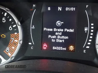 2019 Jeep Renegade Latitude z VIN ZACNJBBB0KPK39166, wystawiony jako IAAI lot #42074306 z przebiegiem 84 325 mil mil oraz . Historia ofert i sprzedaży dostępna na DreamBid. Obrazek 7.