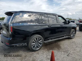 2021 Cadillac Escalade z VIN 1GYS3PKL6MR288828, wystawiony jako Copart lot #78219414 z przebiegiem 22 362 mil mil oraz Czysty tytuł • Clean title. Historia ofert i sprzedaży dostępna na DreamBid. Obrazek 3.
