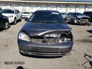 2007 Ford Focus S with VIN 1FAHP37N97W162255, listed as a Copart auction lot 66717833 with 178,889 mi miles and Non Repairable. Bid and sale history available at carsss.com. Image 5.