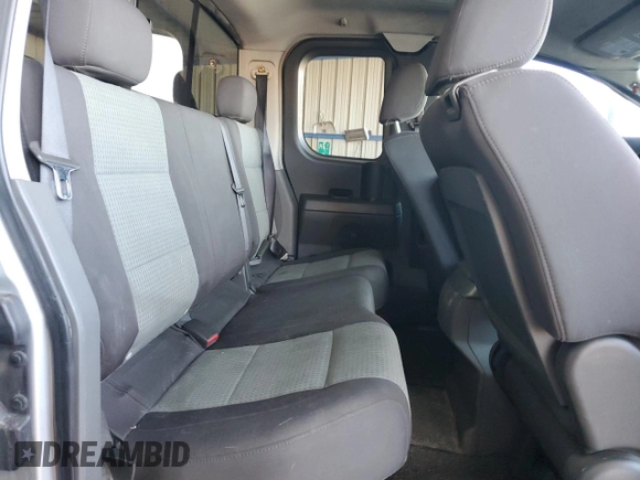 2005 Nissan Titan SE z VIN 1N6AA06B05N561722, wystawiony jako Copart lot #41987285 z przebiegiem 203 558 mil mil oraz Szkoda całkowita • Salvage title. Historia ofert i sprzedaży dostępna na DreamBid. Obrazek 10.