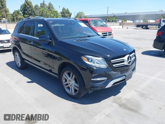 2017 Mercedes-Benz GLE 350 z VIN 4JGDA5HB3HA823802, wystawiony jako IAAI lot #42327672 z przebiegiem 84 538 mil mil oraz . Historia ofert i sprzedaży dostępna na DreamBid. Obrazek 1.