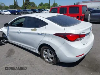 2015 Hyundai Elantra SE z VIN 5NPDH4AE0FH643214, wystawiony jako IAAI lot #42303774 z przebiegiem 72 641 mil mil oraz . Historia ofert i sprzedaży dostępna na DreamBid. Obrazek 3.