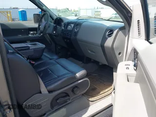 2005 Ford F-150 XLT with VIN 1FTPX14545KC86498, listed as a IAAI auction lot 42045892 with 253,760 mi miles. Bid and sale history available at carsss.com. Image 5.