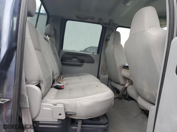 2006 Ford Super Duty F-250 XL with VIN 1FTSW21P16EC14005, listed as a Copart auction lot 82432424 with 192,856 mi miles and Salvage Title. Bid and sale history available at carsss.com. Image 10.