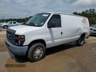 2013 Ford Econoline Cargo Commercial z VIN 1FTNE2EW3DDA51779, wystawiony jako Copart lot #53250015 z przebiegiem 261 768 mil mil oraz Nie do naprawy. Historia ofert i sprzedaży dostępna na DreamBid. Obrazek 1.
