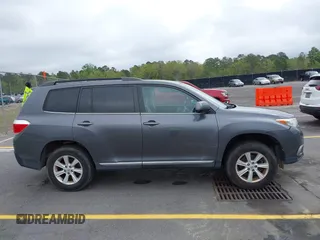 2013 Toyota Highlander with VIN 5TDZA3EH2DS045965, listed as a IAAI auction lot 41922104 with 182,688 mi miles and . Bid and sale history available at DreamBid. Image 14.