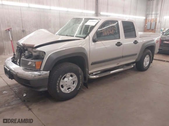 2006 Chevrolet Colorado LT w/2LT with VIN 1GCDT136068165572, listed as a IAAI auction lot 41680687 with 136,882 mi miles. Bid and sale history available at carsss.com. Image 18.