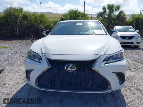 2021 Lexus ES with VIN 58AGZ1B10MU096246, listed as a IAAI auction lot 41947395 with 92,450 mi miles. Bid and sale history available at carsss.com. Image 13.