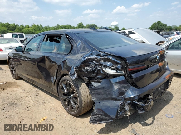 2023 BMW 7 Series 740i z VIN WBA23EH08PCM38868, wystawiony jako Copart lot #59627874 z przebiegiem 17 691 mil mil oraz Szkoda całkowita • Salvage title. Historia ofert i sprzedaży dostępna na DreamBid. Obrazek 2.