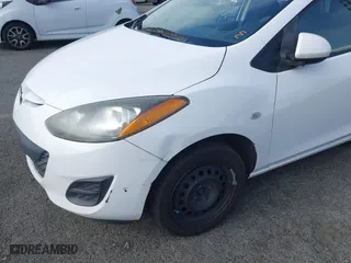 2011 Mazda Mazda2 Sport with VIN JM1DE1HZ5B0117331, listed as a IAAI auction lot 42084291 with 176,619 mi miles. Bid and sale history available at carsss.com. Image 13.