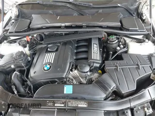 2008 BMW 3 Series 328i with VIN WBAVC535X8FZ82806, listed as a IAAI auction lot 41897725 with 146,852 mi miles. Bid and sale history available at carsss.com. Image 10.