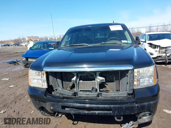 2013 GMC Sierra 1500 Denali z VIN 3GTP2XE24DG337445, wystawiony jako IAAI lot #41666850 z przebiegiem 177 092 mil mil oraz . Historia ofert i sprzedaży dostępna na DreamBid. Obrazek 13.