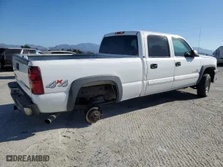 2003 Chevrolet Silverado 2500HD LS with VIN 1GCHK23193F119602, listed as a Copart auction lot 81073314 with 191,854 mi miles and Salvage Title. Bid and sale history available at carsss.com. Image 3.