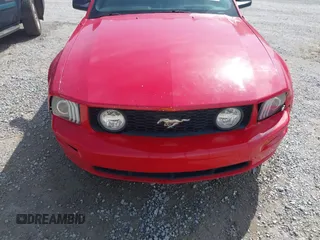 2006 Ford Mustang GT Deluxe with VIN 1ZVFT82H865265969, listed as a IAAI auction lot 42090770 with 237,231 mi miles. Bid and sale history available at carsss.com. Image 12.