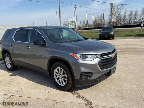 2018 Chevrolet Traverse LS with VIN 1GNERFKW6JJ139973, listed as a Copart auction lot 54496755 with 320,141 mi miles and Clean Title. Bid and sale history available at carsss.com. Image 1.