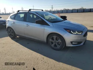 2016 Ford Focus SE with VIN 1FADP3KE4GL208985, listed as a Copart auction lot 88960325 with 111,046 mi miles and Salvage Title. Bid and sale history available at carsss.com. Image 4.