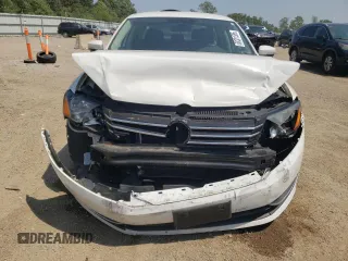 2015 Volkswagen Passat Wolfsburg Edition with VIN 1VWAS7A3XFC114625, listed as a Copart auction lot 60321585 with 81,940 mi miles and Salvage title. Bid and sale history available at DreamBid. Image 5.