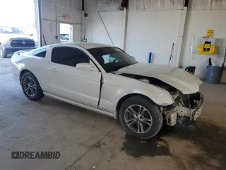 2014 Ford Mustang V6 with VIN 1ZVBP8AM4E5222570, listed as a Copart auction lot 57325885 with 207,535 mi miles and Salvage title. Bid and sale history available at DreamBid. Image 4.