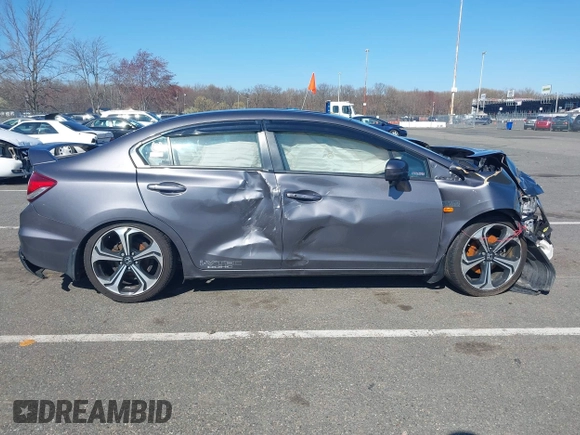 2015 Honda Civic Sedan Si with VIN 2HGFB6E50FH703745, listed as a IAAI auction lot 41910964 with 121,107 mi miles. Bid and sale history available at carsss.com. Image 13.