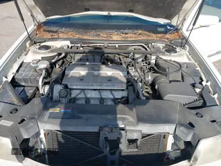 1999 Cadillac DeVille z VIN 1G6KD54Y7XU720668, wystawiony jako IAAI lot #42147461 z przebiegiem 92 054 mil mil oraz . Historia ofert i sprzedaży dostępna na DreamBid. Obrazek 10.