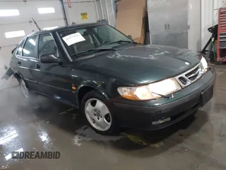 1999 Saab 9-3 z VIN YS3DF58N0X2003386, wystawiony jako IAAI lot #41177836 z przebiegiem 216 778 mil mil oraz . Historia ofert i sprzedaży dostępna na DreamBid. Obrazek 1.