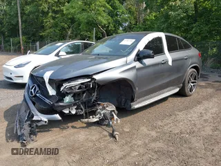 2017 Mercedes-Benz GLE 43 AMG z VIN 4JGED6EB2HA065229, wystawiony jako IAAI lot #42307280 z przebiegiem 68 789 mil mil oraz . Historia ofert i sprzedaży dostępna na DreamBid. Obrazek 17.