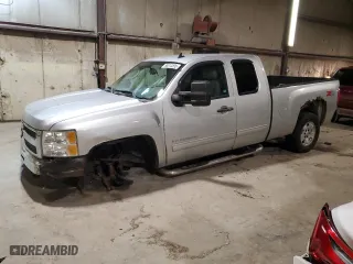 2012 Chevrolet Silverado 1500 LT with VIN 1GCRKSE76CZ201839, listed as a Copart auction lot 88013595 with 143,144 mi miles and Salvage Title. Bid and sale history available at carsss.com. Image 1.