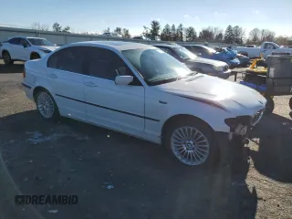 2003 BMW 3 Series 330xi with VIN WBAEW53433PG22202, listed as a Copart auction lot 83300654 with 127,120 mi miles and Salvage Title. Bid and sale history available at carsss.com. Image 4.