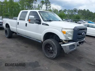 2014 Ford F-250 XL z VIN 1FT7W2B67EEA86461, wystawiony jako IAAI lot #42214980 z przebiegiem 321 519 mil mil oraz . Historia ofert i sprzedaży dostępna na DreamBid. Obrazek 1.
