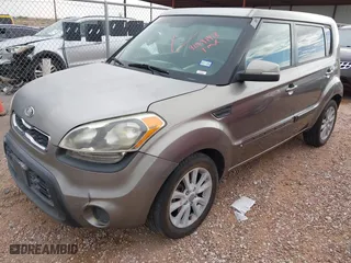 2012 Kia Soul + with VIN KNDJT2A68C7379660, listed as a IAAI auction lot 41991418 with 181,060 mi miles. Bid and sale history available at carsss.com. Image 2.
