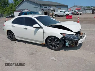 2009 Acura TSX with VIN JH4CU26689C024260, listed as a IAAI auction lot 42400174 with 198,962 mi miles and . Bid and sale history available at DreamBid. Image 14.