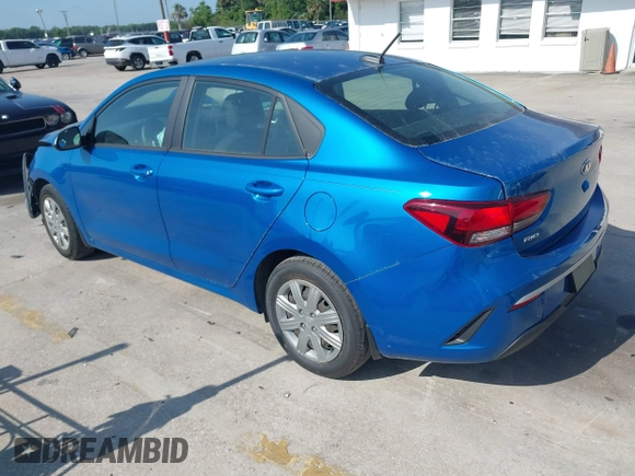 2021 Kia Rio S with VIN 3KPA24AD5ME392302, listed as a IAAI auction lot 41925903 with 14,226 mi miles and . Bid and sale history available at DreamBid. Image 3.