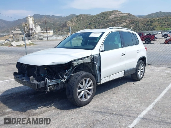 2017 Volkswagen Tiguan Wolfsburg Edition с VIN WVGRV7AX1HW500816, выставлен на аукционе IAAI как лот 42167262 с пробегом 127 636 миль миль и . История ставок и продаж доступна на DreamBid. Изображение 19.
