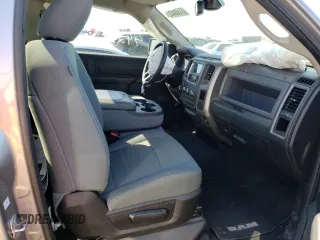 2019 Ram 1500 Classic Tradesman with VIN 3C6JR6DG1KG729585, listed as a Copart auction lot 57800432 with 49,271 mi miles and Salvage Title. Bid and sale history available at carsss.com. Image 5.