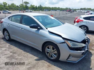 2020 Hyundai Elantra SE z VIN KMHD74LF4LU016635, wystawiony jako IAAI lot #42228575 z przebiegiem 45 825 mil mil oraz . Historia ofert i sprzedaży dostępna na DreamBid. Obrazek 1.