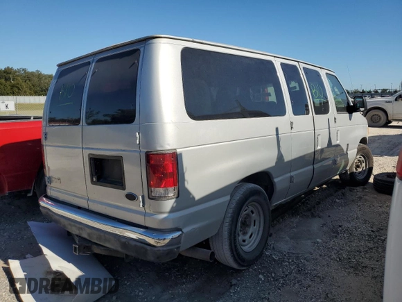 2004 Ford Econoline Passenger XL with VIN 1FMRE11L94HA90906, listed as a Copart auction lot 82408104 with Not provided miles and Non repairable. Bid and sale history available at DreamBid. Image 3.