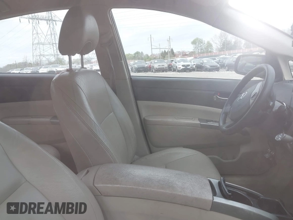 2005 Toyota Prius with VIN JTDKB20U153113348, listed as a IAAI auction lot 42048356 with 230,089 mi miles. Bid and sale history available at carsss.com. Image 5.