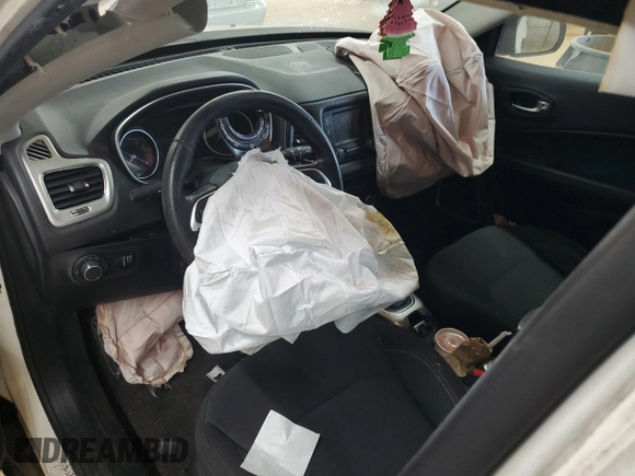 2018 Jeep Compass Sport with VIN 3C4NJCAB5JT263397, listed as a Copart auction lot 55670315 with 95,531 mi miles and Salvage title. Bid and sale history available at DreamBid. Image 8.