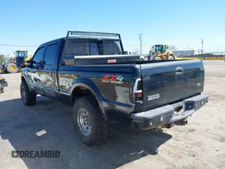 2007 Ford Super Duty F-250 XL with VIN 1FTSW21P27EA19760, listed as a IAAI auction lot 41959940 with 313,508 mi miles. Bid and sale history available at carsss.com. Image 3.