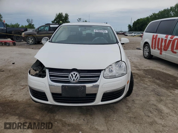 2010 Volkswagen Jetta SEL z VIN 3VWRX7AJ8AM115699, wystawiony jako Copart lot #61933765 z przebiegiem Nie podano mil oraz Szkoda całkowita • Salvage title. Historia ofert i sprzedaży dostępna na DreamBid. Obrazek 5.