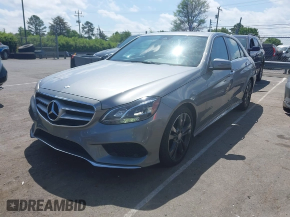 2014 Mercedes-Benz E 350 Sport with VIN WDDHF5KB7EA999026, listed as a IAAI auction lot 41929685 with 119,827 mi miles and . Bid and sale history available at carsss.com. Image 17.