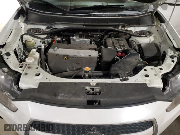 2010 Mitsubishi Outlander SE с VIN JA4AS3AWXAZ018838, выставлен на аукционе Copart как лот 46368595 с пробегом 71 888 миль миль и Списание • Salvage title. История ставок и продаж доступна на DreamBid. Изображение 13.