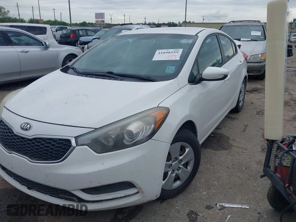 2016 Kia Forte LX z VIN KNAFK4A63G5486330, wystawiony jako IAAI lot #41898559 z przebiegiem 149 606 mil mil oraz . Historia ofert i sprzedaży dostępna na DreamBid. Obrazek 17.