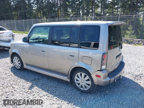 2005 Scion xB with VIN JTLKT324950220945, listed as a IAAI auction lot 42090170 with 182,235 mi miles. Bid and sale history available at carsss.com. Image 3.