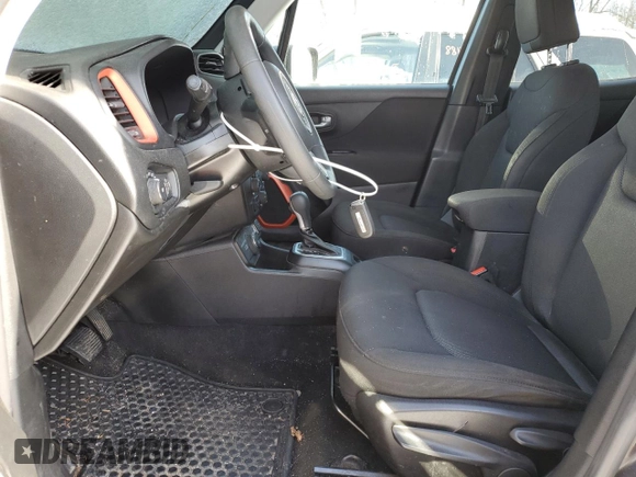 2018 Jeep Renegade Sport with VIN ZACCJBAB7JPH36435, listed as a Copart auction lot 87924455 with Not provided miles and Salvage title. Bid and sale history available at DreamBid. Image 7.