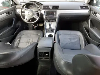 2013 Volkswagen Passat SE w/Sunroof with VIN 1VWBH7A33DC125319, listed as a Copart auction lot 44642515 with 175,704 mi miles and Clean Title. Bid and sale history available at carsss.com. Image 8.