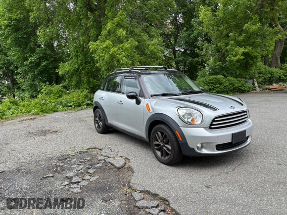 2014 MINI Countryman z VIN WMWZB3C52EWR42367, wystawiony jako Copart lot #58047615 z przebiegiem 137 221 mil mil oraz Czysty tytuł • Clean title. Historia ofert i sprzedaży dostępna na DreamBid. Obrazek 1.